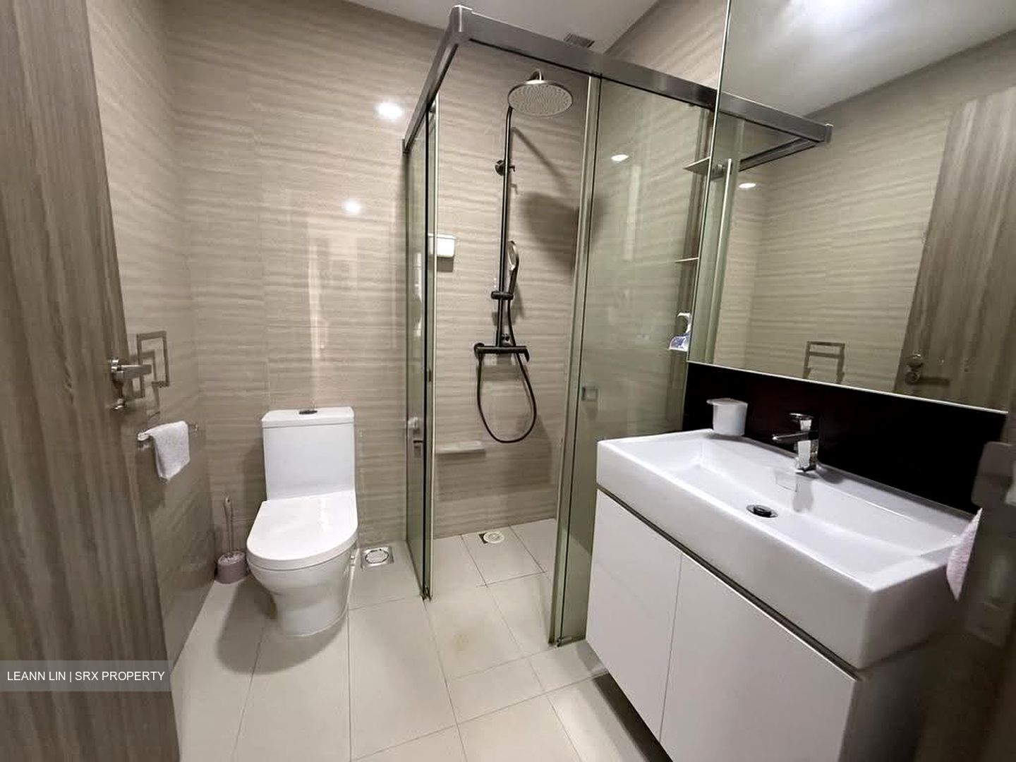 Sky Vue (D20), Condominium #616908011